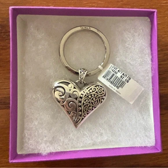 Brighton Love Affair Keyring- NWT - Picture 3 of 4